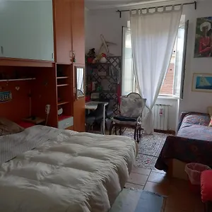  Habitación en casa particular Piazza Bologna Via Stamira 74 Interno 12 Vita Felice